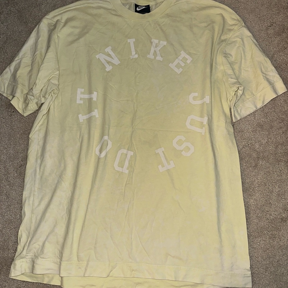 Nike Men's Yellow T-Shirt